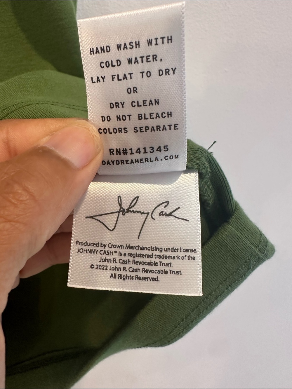NWOT Daydreamer Johnny Cash Ring Of Fire Shrunken Tank Top Green Size Medium - Picture 6 of 7
